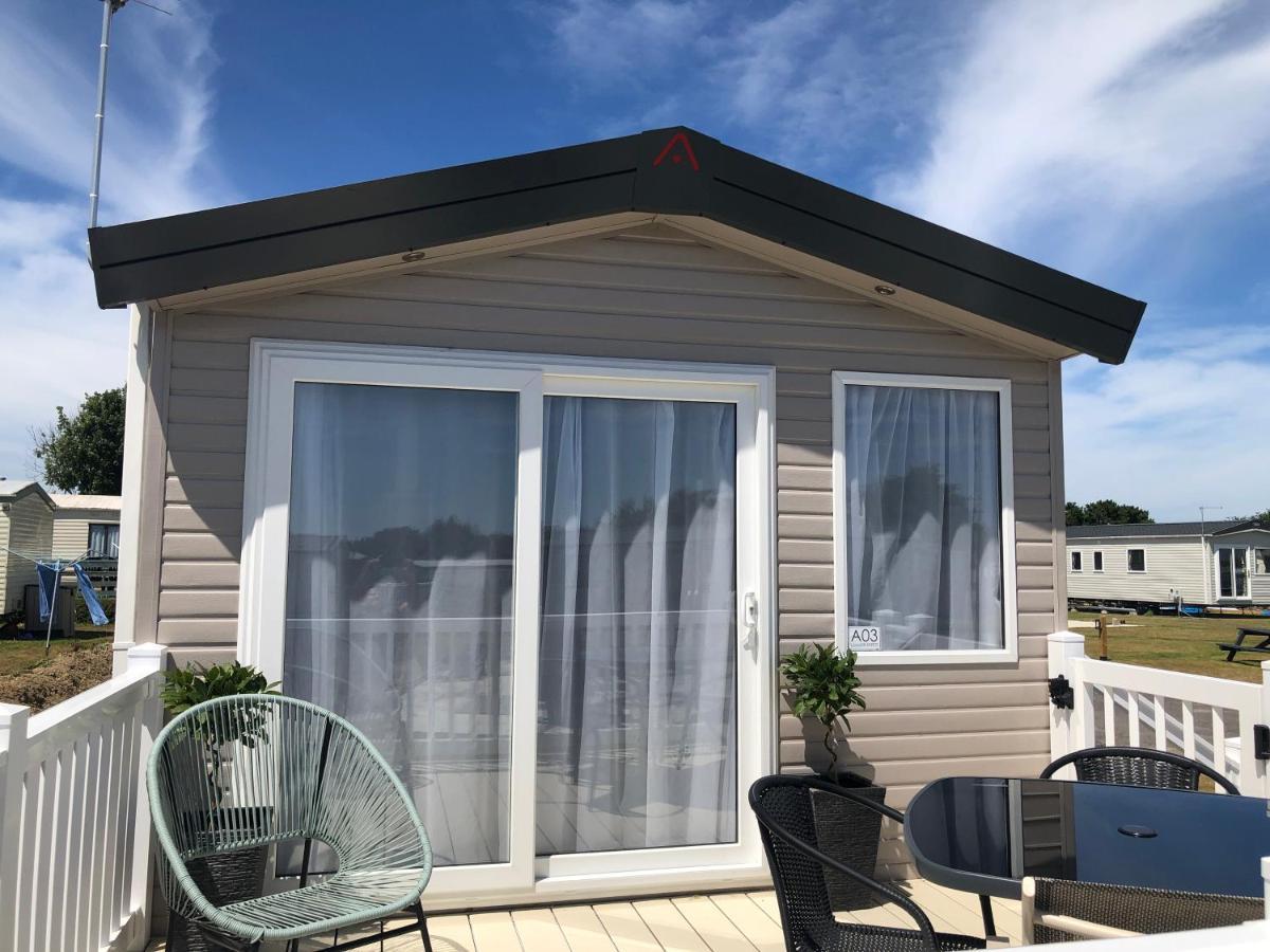 Summer Breeze @ Seven Bays, Padstow Esterno foto